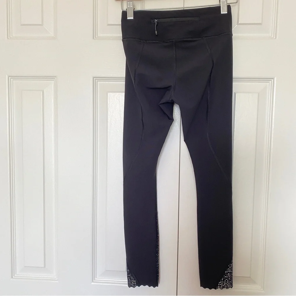 Lululemon Tight Stuff Reflective Scallop Hem Leggings